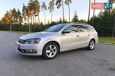 Универсал Volkswagen Passat 2012 в Ахтырке