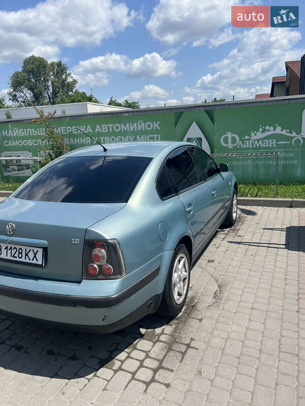 Седан Volkswagen Passat 1998 в Івано-Франківську