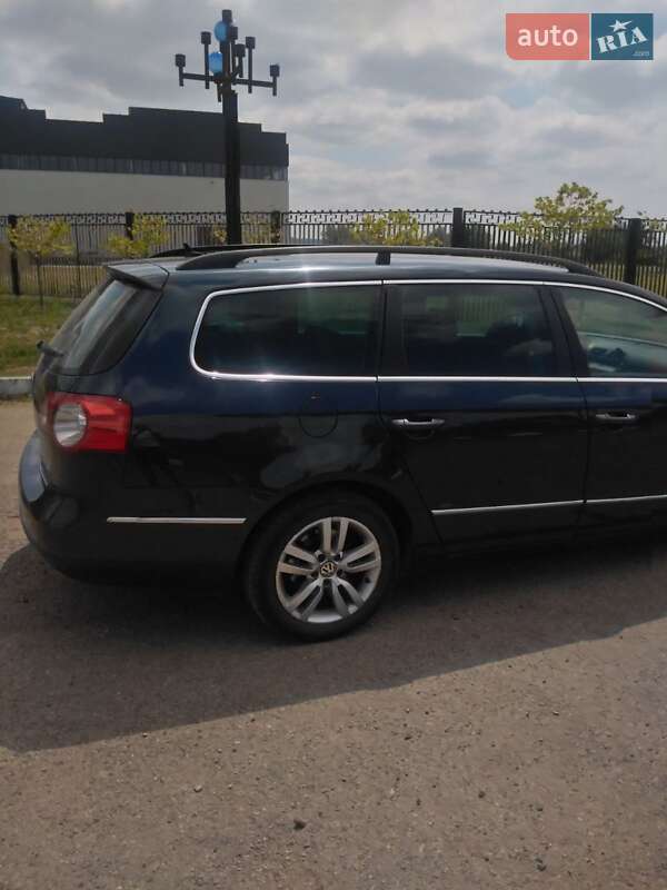 Универсал Volkswagen Passat 2006 в Калуше