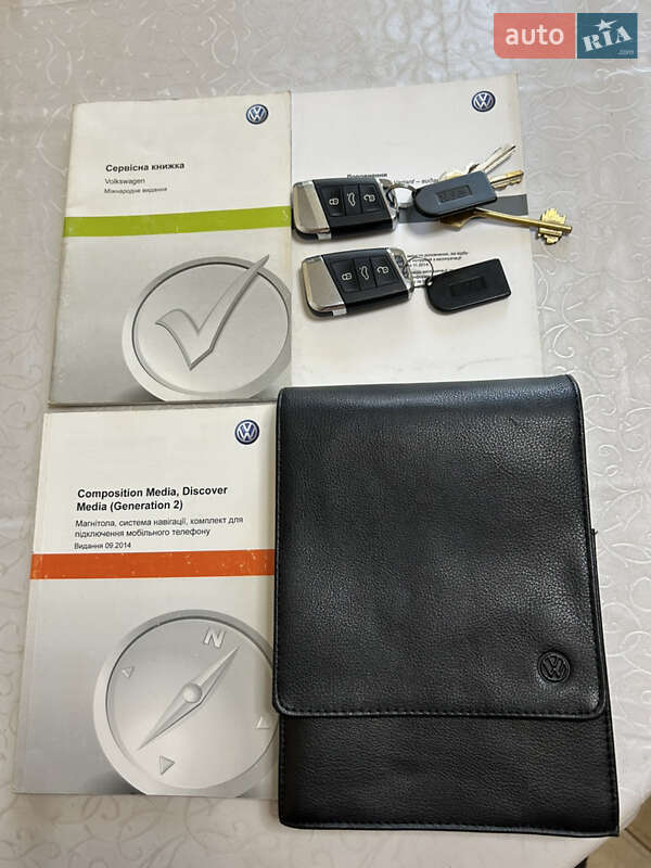 Седан Volkswagen Passat 2015 в Львове