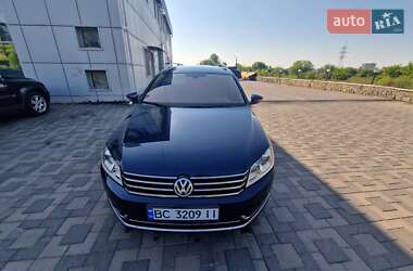 Универсал Volkswagen Passat 2013 в Хмельницком