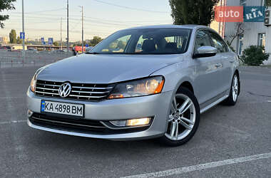 Седан Volkswagen Passat 2015 в Киеве