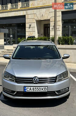 Универсал Volkswagen Passat 2012 в Умани