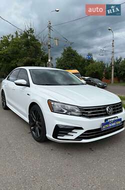 Седан Volkswagen Passat 2017 в Сумах