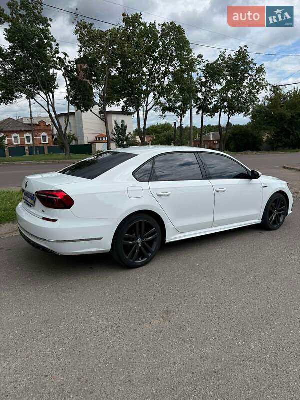 Седан Volkswagen Passat 2017 в Сумах