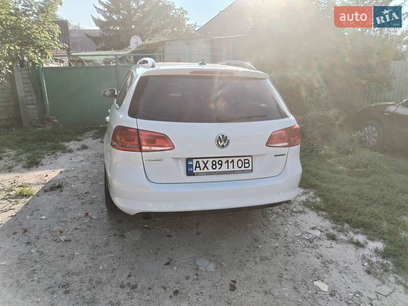 Универсал Volkswagen Passat 2012 в Харькове