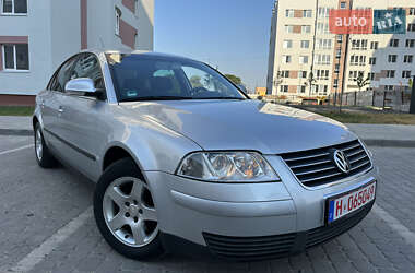 Седан Volkswagen Passat 2005 в Виннице