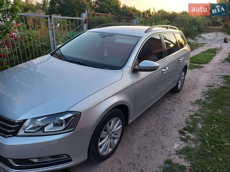Универсал Volkswagen Passat 2012 в Кременчуге