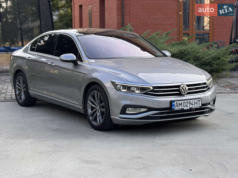 Універсал Volkswagen Passat 2019 в Коростені