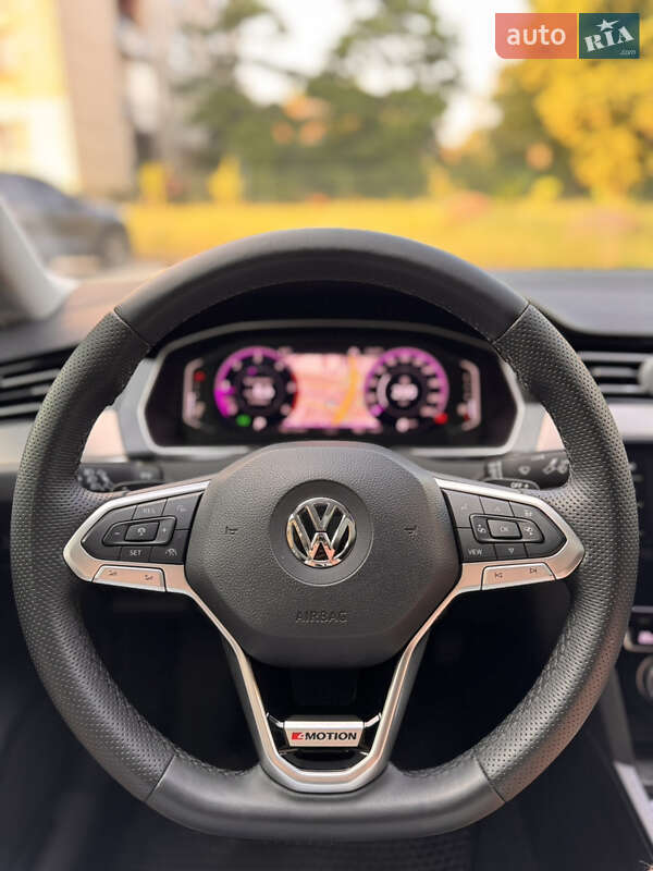 Універсал Volkswagen Passat 2019 в Коростені