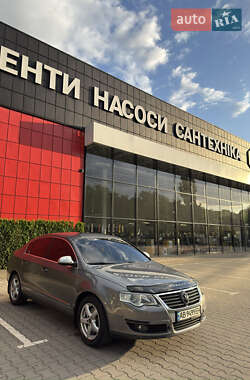 Седан Volkswagen Passat 2006 в Виннице