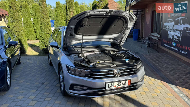 Универсал Volkswagen Passat 2021 в Сваляве