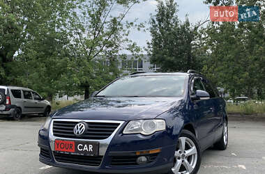 Универсал Volkswagen Passat 2006 в Киеве