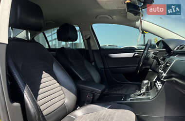 Седан Volkswagen Passat 2013 в 