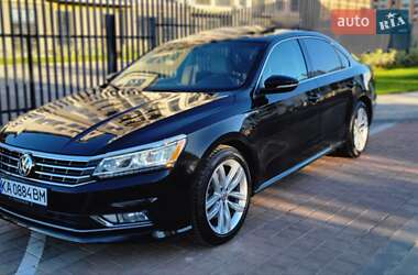 Седан Volkswagen Passat 2017 в Києві