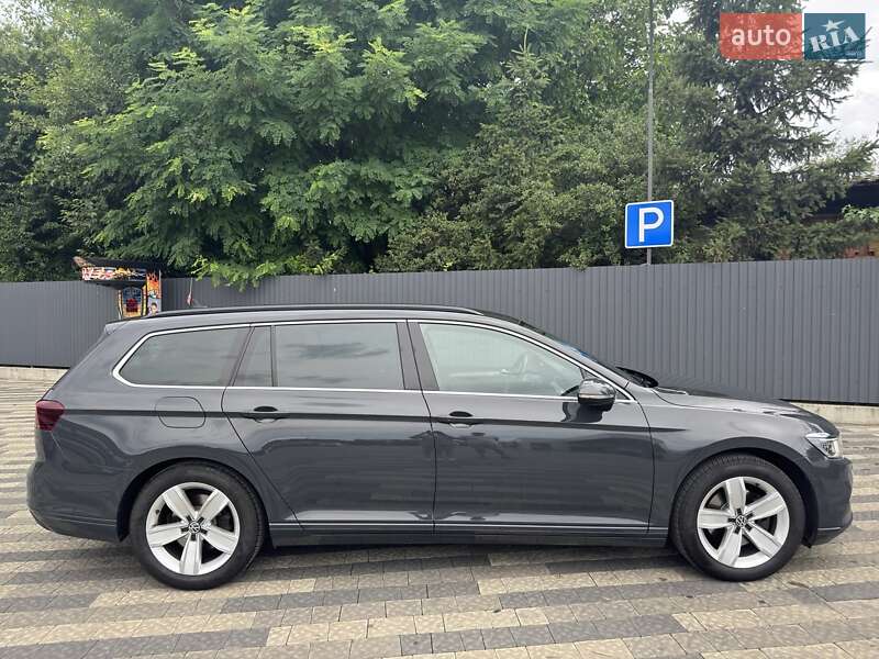 Универсал Volkswagen Passat 2019 в Ужгороде