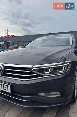 Универсал Volkswagen Passat 2019 в Ужгороде