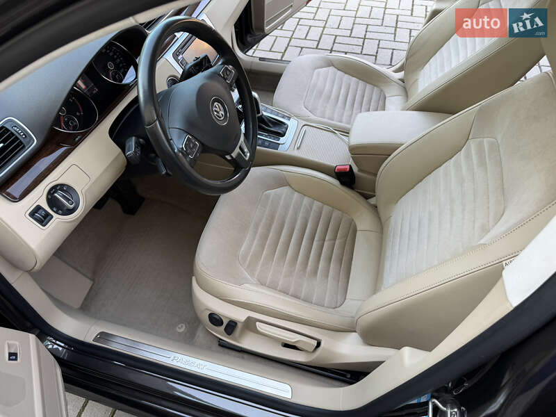 Универсал Volkswagen Passat 2012 в Виннице