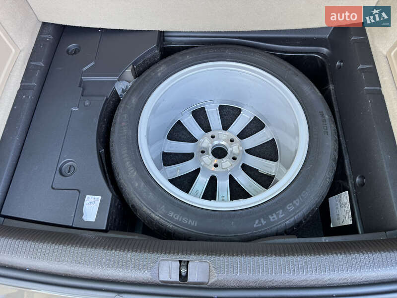 Универсал Volkswagen Passat 2012 в Виннице