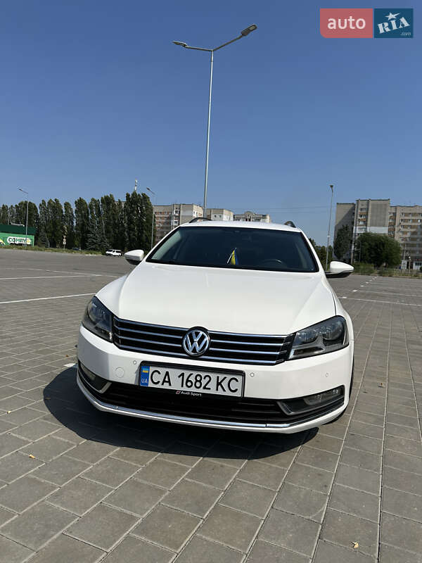 Универсал Volkswagen Passat 2011 в Черкассах