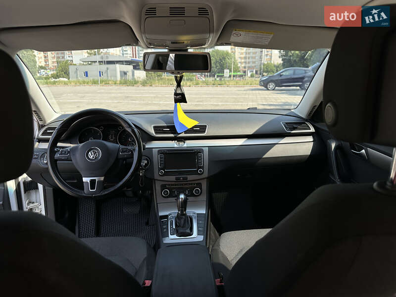 Универсал Volkswagen Passat 2011 в Черкассах