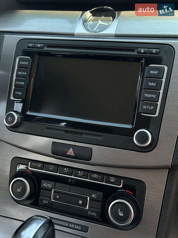 Универсал Volkswagen Passat 2011 в Черкассах