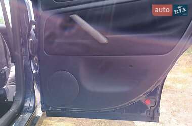Седан Volkswagen Passat 2000 в 