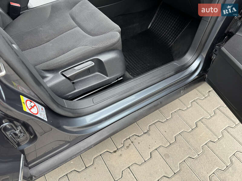 Универсал Volkswagen Passat 2009 в Луцке