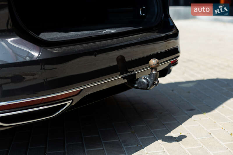 Універсал Volkswagen Passat 2019 в Києві