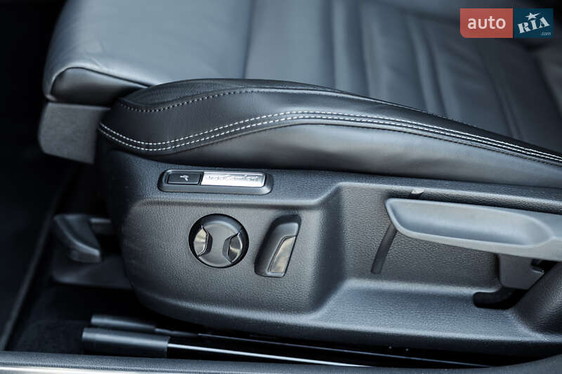 Універсал Volkswagen Passat 2019 в Києві