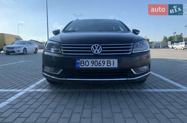 Универсал Volkswagen Passat 2012 в Тернополе