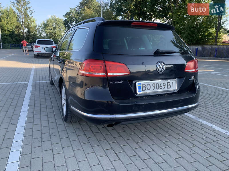 Универсал Volkswagen Passat 2012 в Тернополе