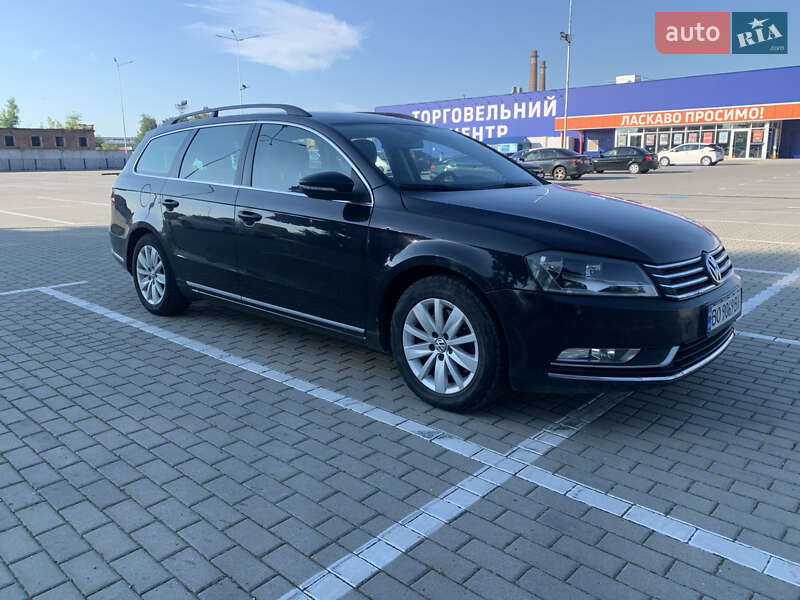 Универсал Volkswagen Passat 2012 в Тернополе