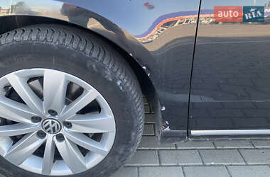 Универсал Volkswagen Passat 2012 в Тернополе