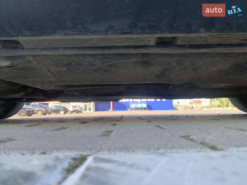 Универсал Volkswagen Passat 2012 в Тернополе