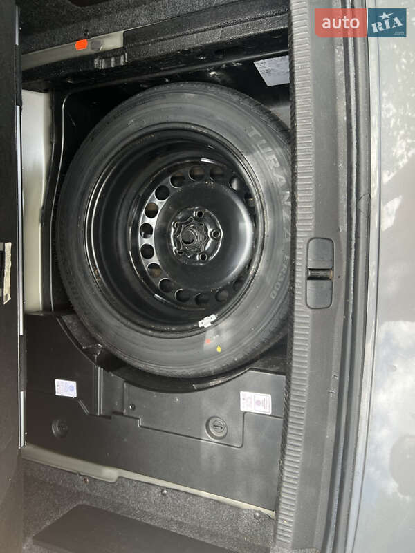 Седан Volkswagen Passat 2005 в Надворной фото 19 Седан Volkswagen Passat 2005 в Надворной