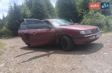 Седан Volkswagen Passat 1995 в Славском