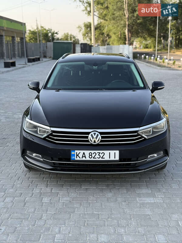 Универсал Volkswagen Passat 2015 в Днепре