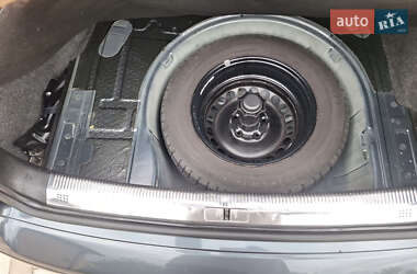 Седан Volkswagen Passat 2001 в 