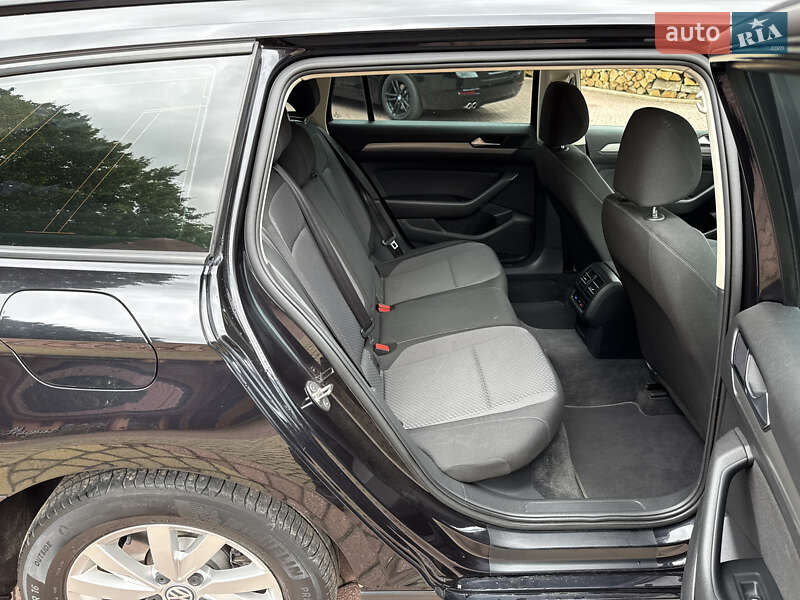 Универсал Volkswagen Passat 2017 в Мукачево