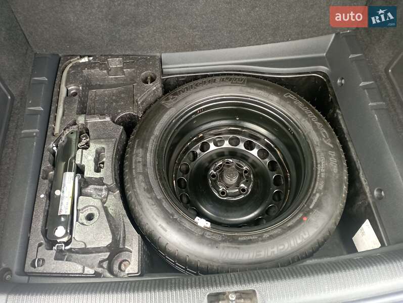 Универсал Volkswagen Passat 2014 в Изяславе фото 24 Универсал Volkswagen Passat 2014 в Изяславе