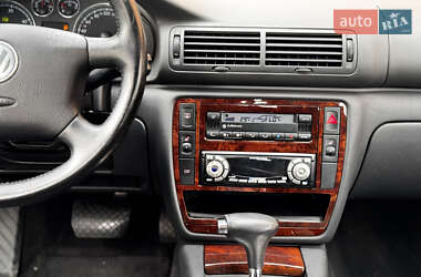 Універсал Volkswagen Passat 2004 в 