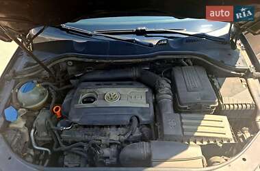 Седан Volkswagen Passat 2008 в Харькове