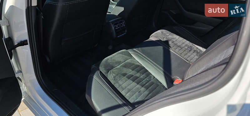 Універсал Volkswagen Passat 2016 в Нововолинську