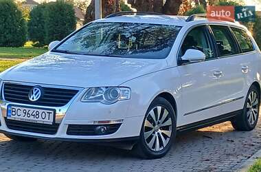 Универсал Volkswagen Passat 2010 в Стрые