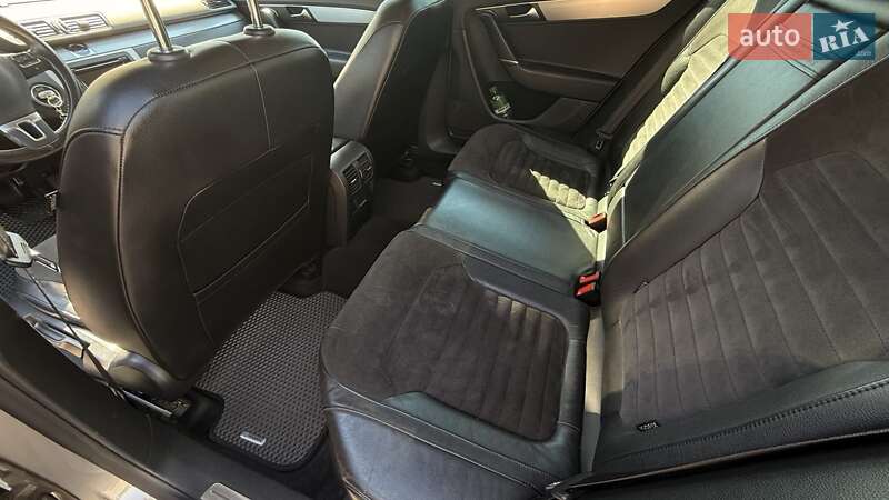 Седан Volkswagen Passat 2013 в Броварах