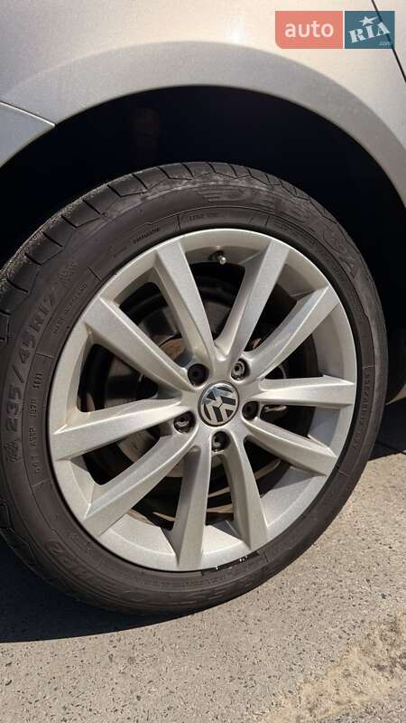 Седан Volkswagen Passat 2013 в Броварах
