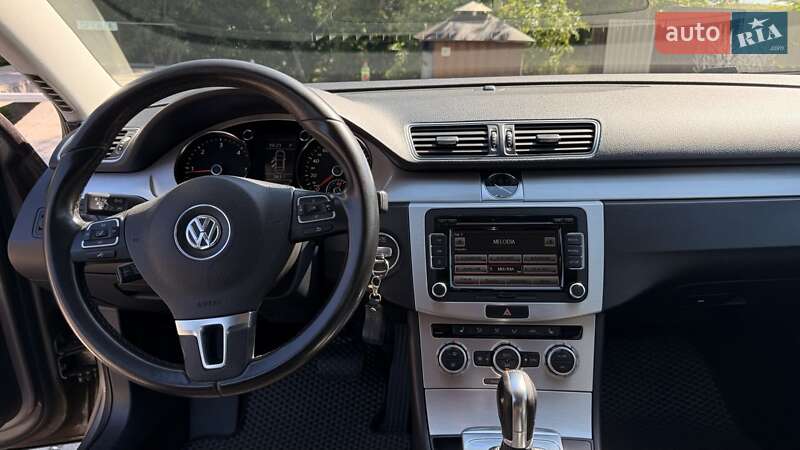 Седан Volkswagen Passat 2013 в Броварах