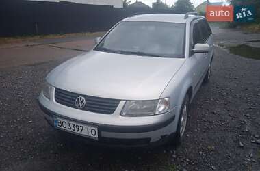 Універсал Volkswagen Passat 1999 в Городку