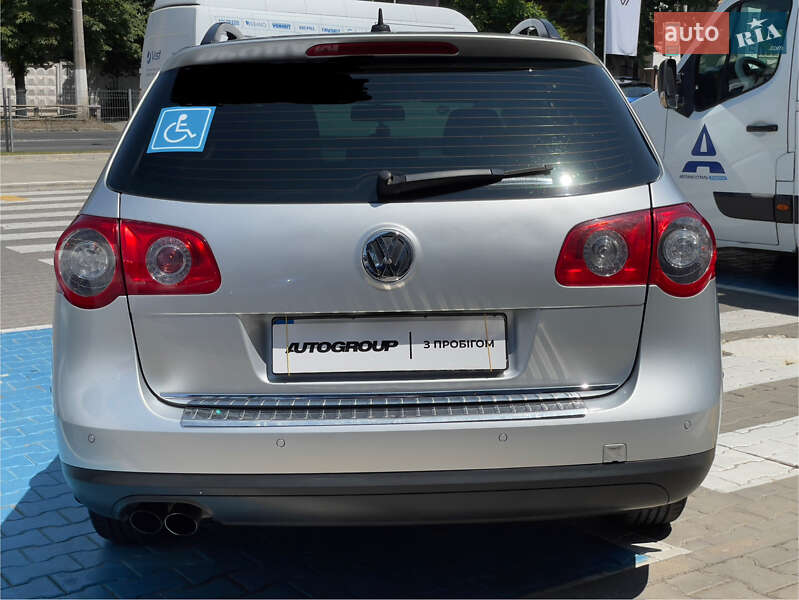 Универсал Volkswagen Passat 2010 в Одессе